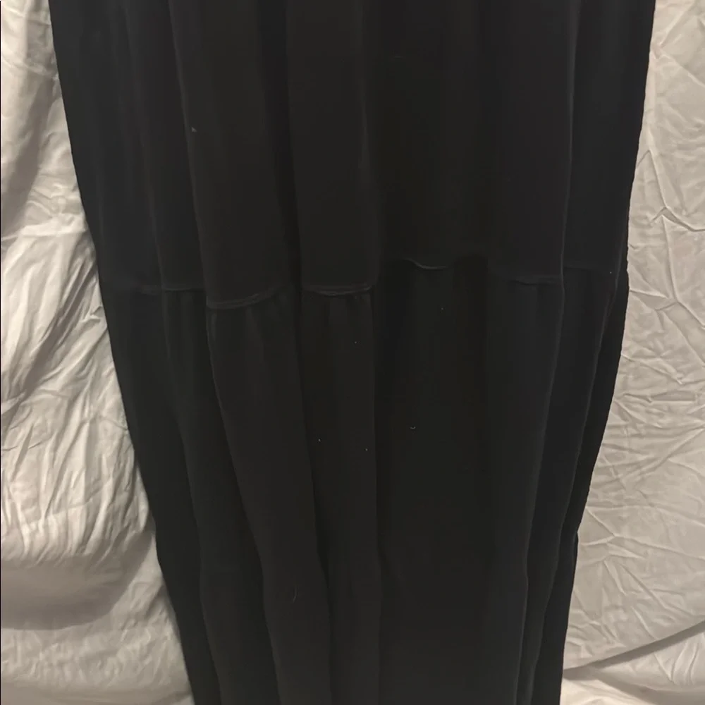 Max Studio Black Sleeveless Plunge Maxi Dress - Picture 4 of 11